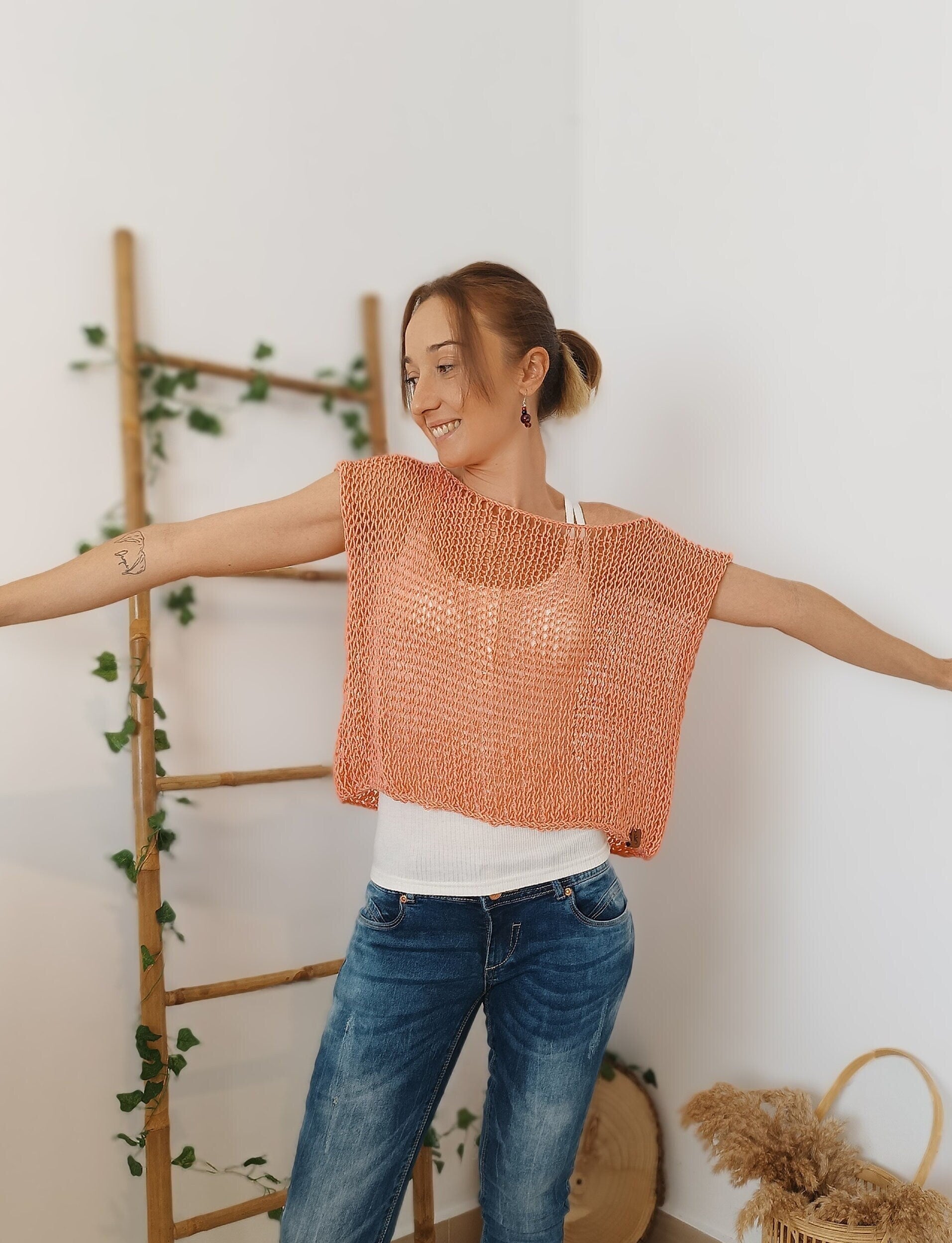 Knitted Sleevless Top